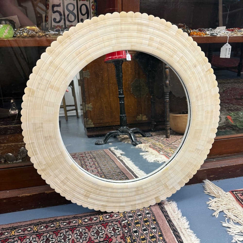 Round/Oval Mirrors