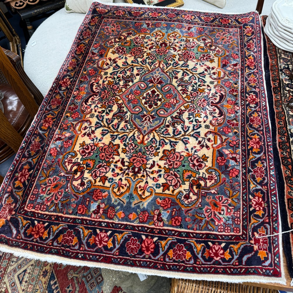 Small Throw Rugs