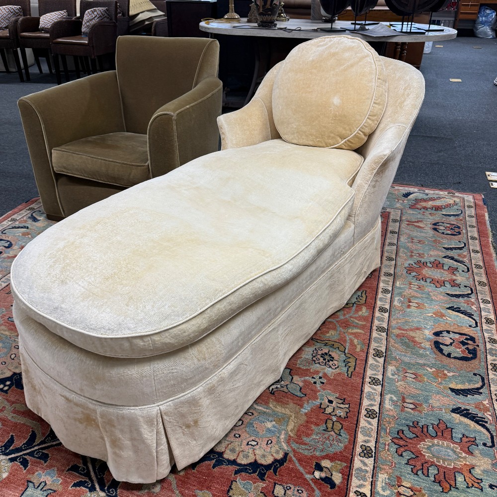 Club/Lounge Chairs