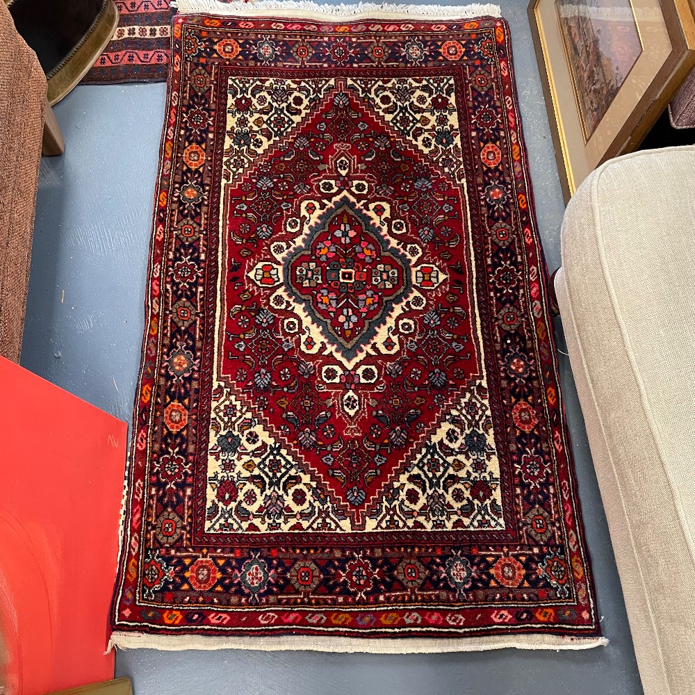 Small Throw Rugs