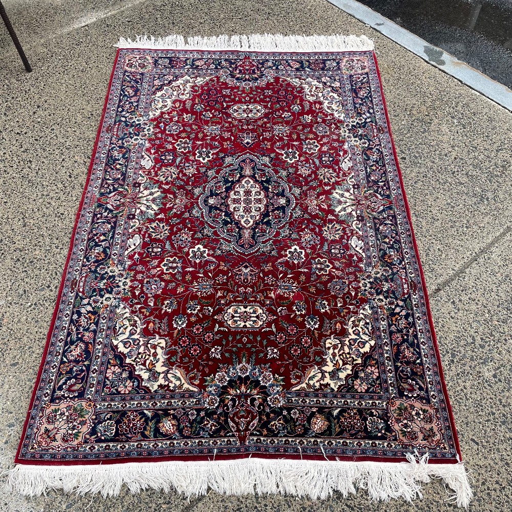 Medium Rugs