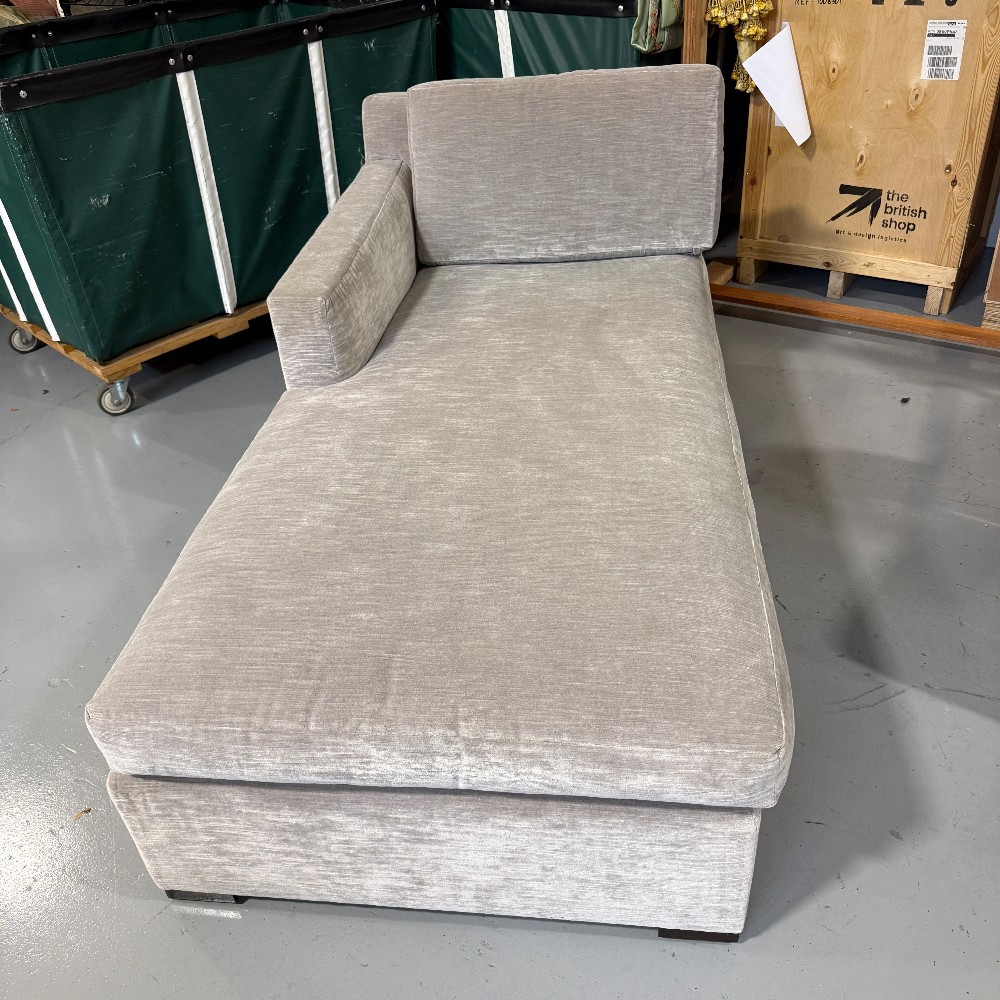 Club/Lounge Chairs