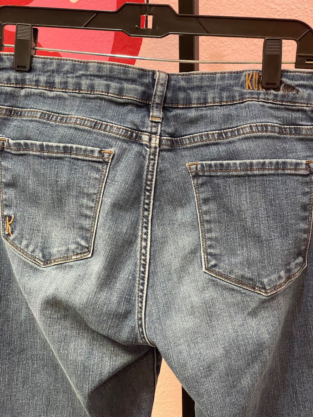 Kut from the Kloth Straight Leg Jeans