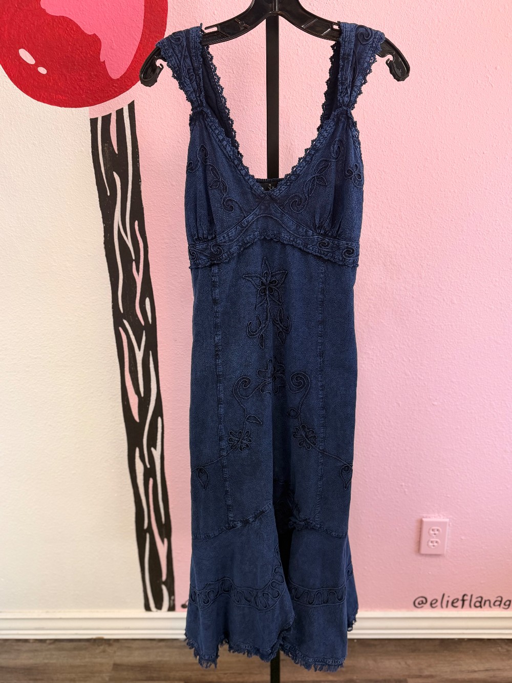 Giocam Embroidered Sleeveless Dress