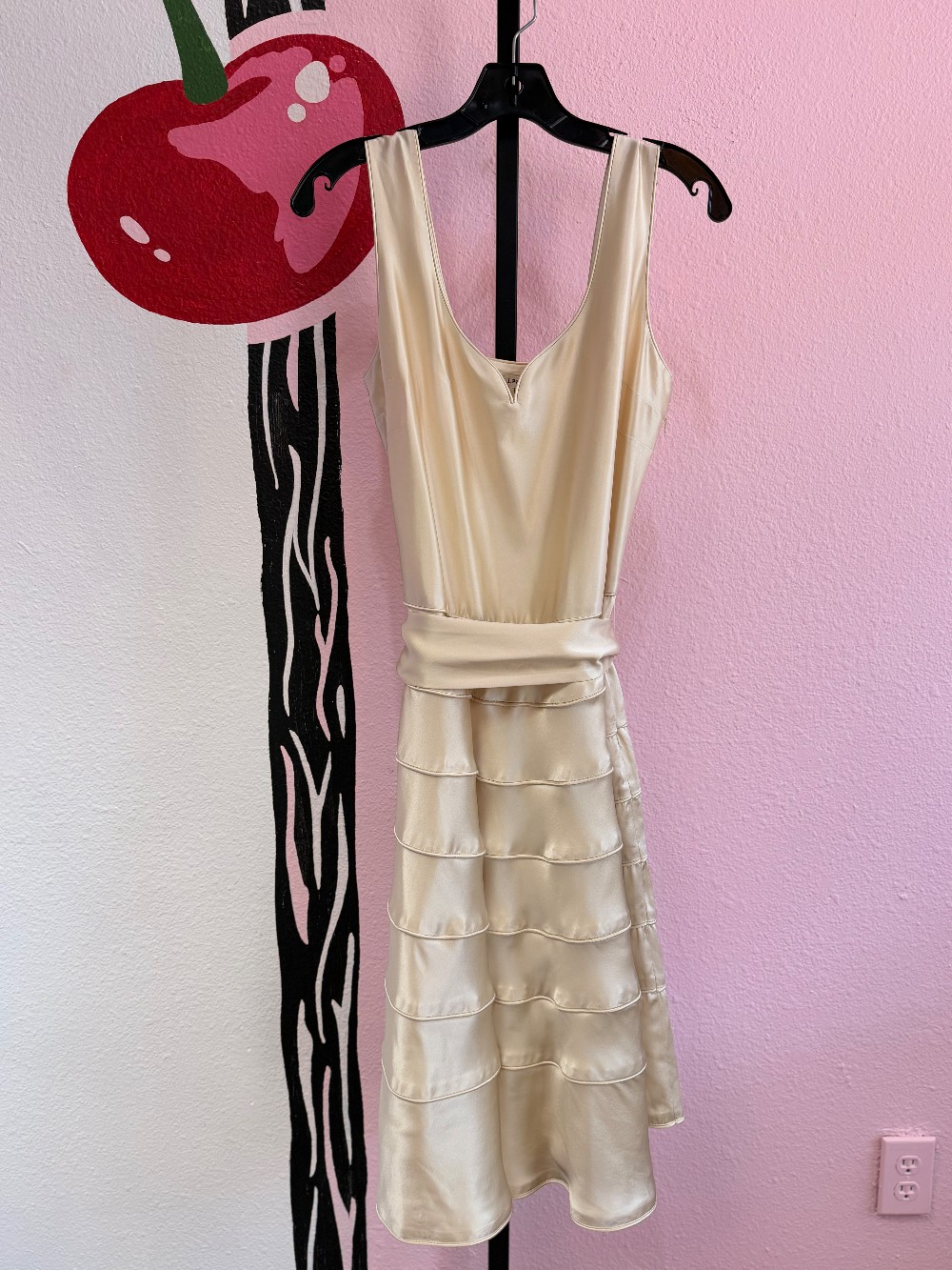 J Peterman Satin Silk Sweetheart Neckline Dress