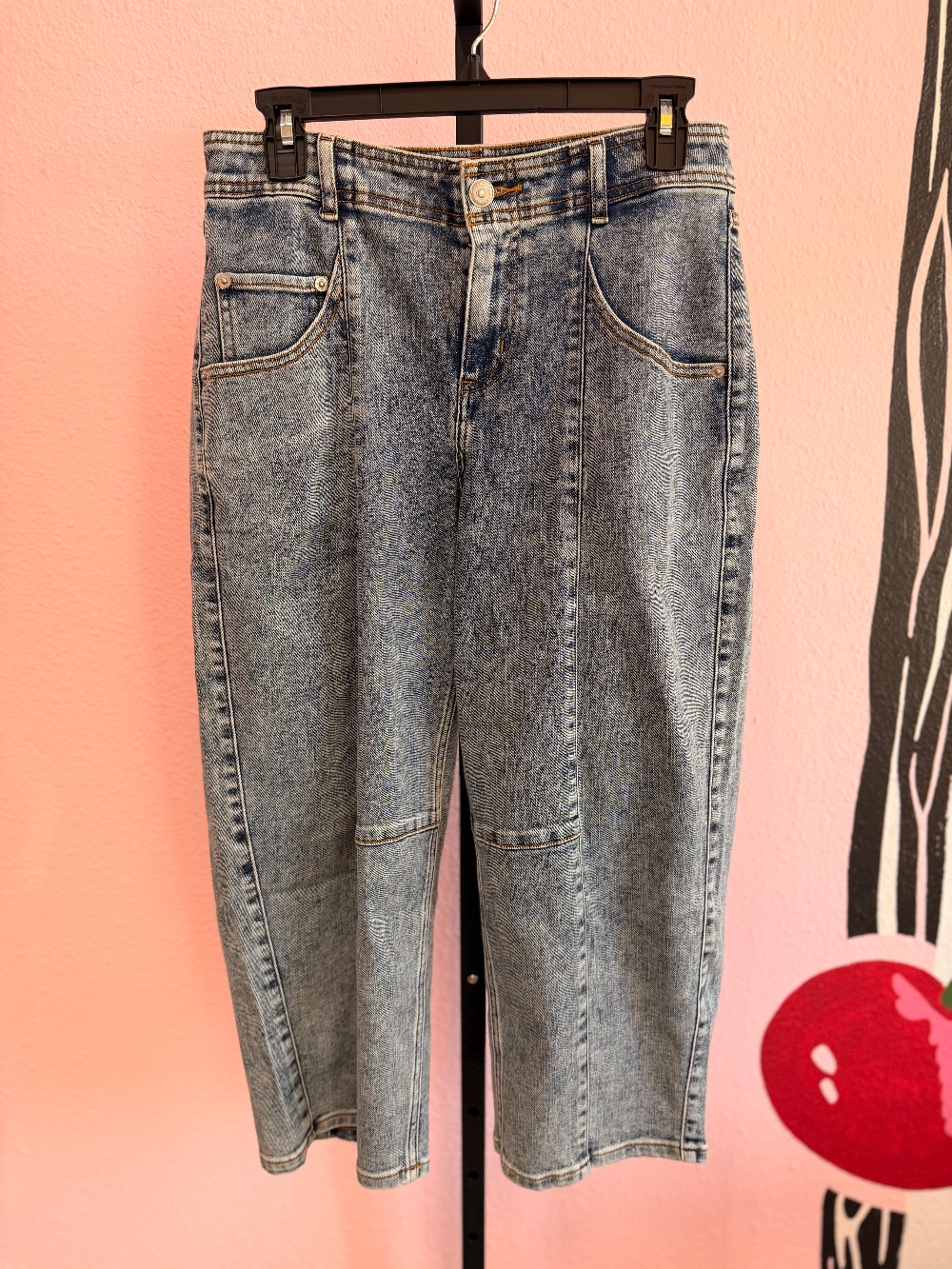LOGO Barrel Leg Jeans