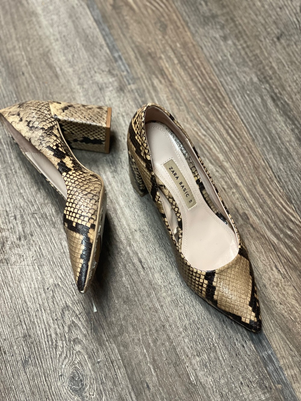 Zara Basic Snakeskin Pointy Stacked Heels