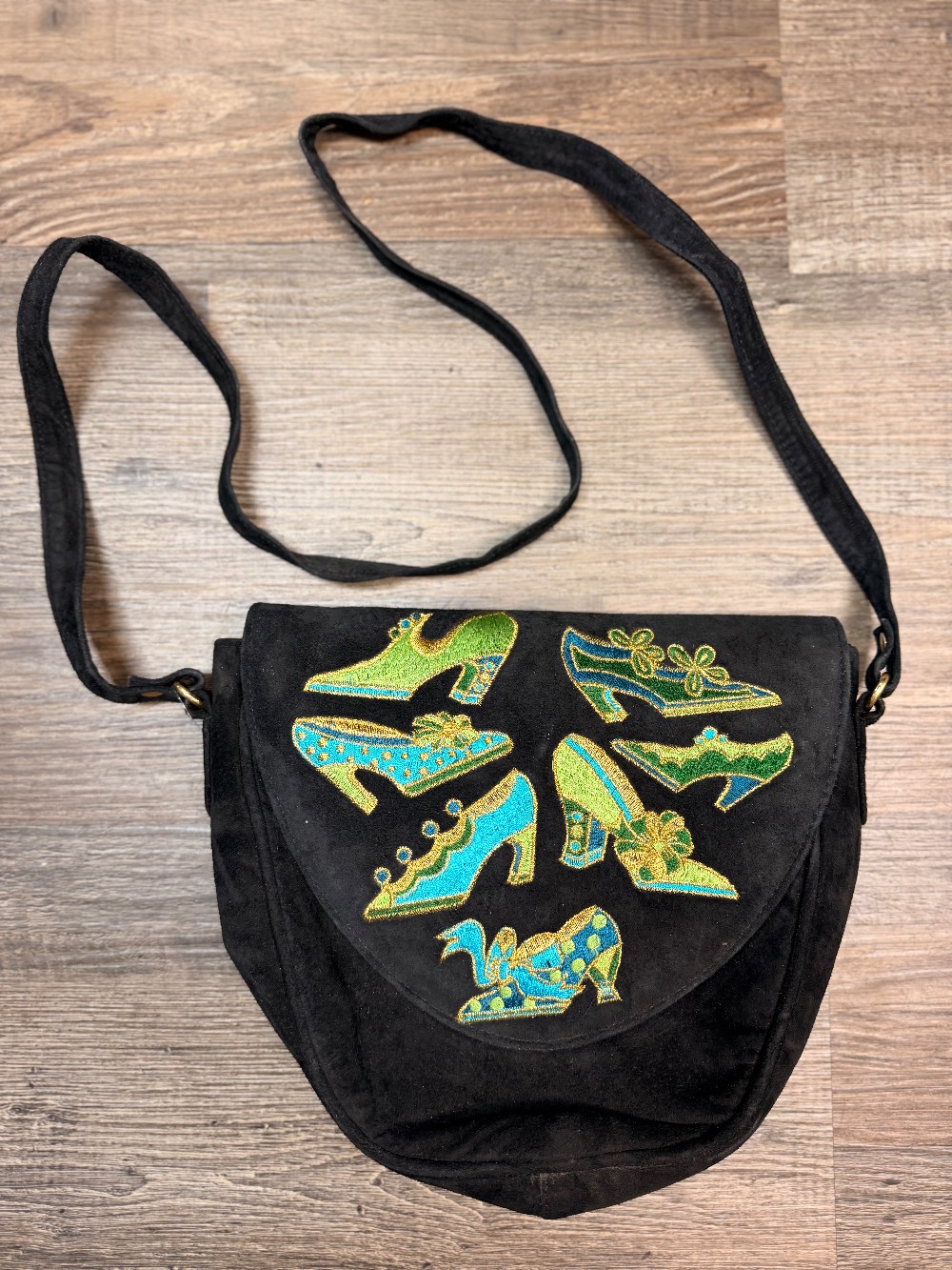 J Renee Vintage Suede Embroidered Shoe Purse