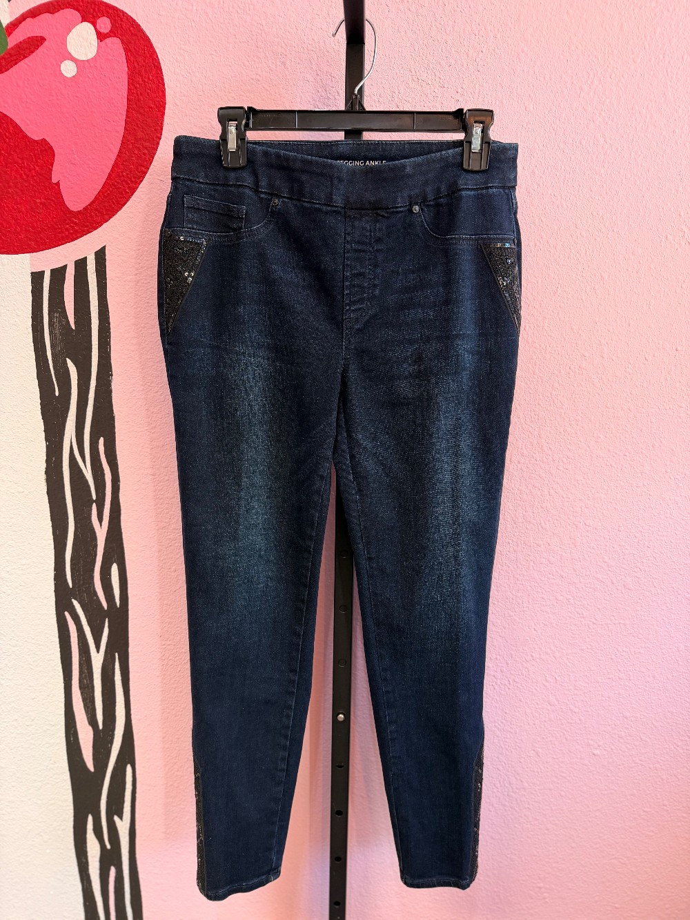 Chicos Pull On Sequin Detail Jeggings