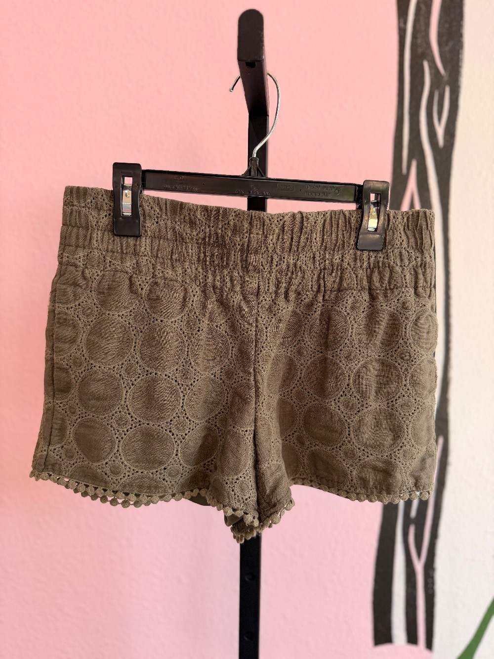Jolt Linen Eyelet Shorts