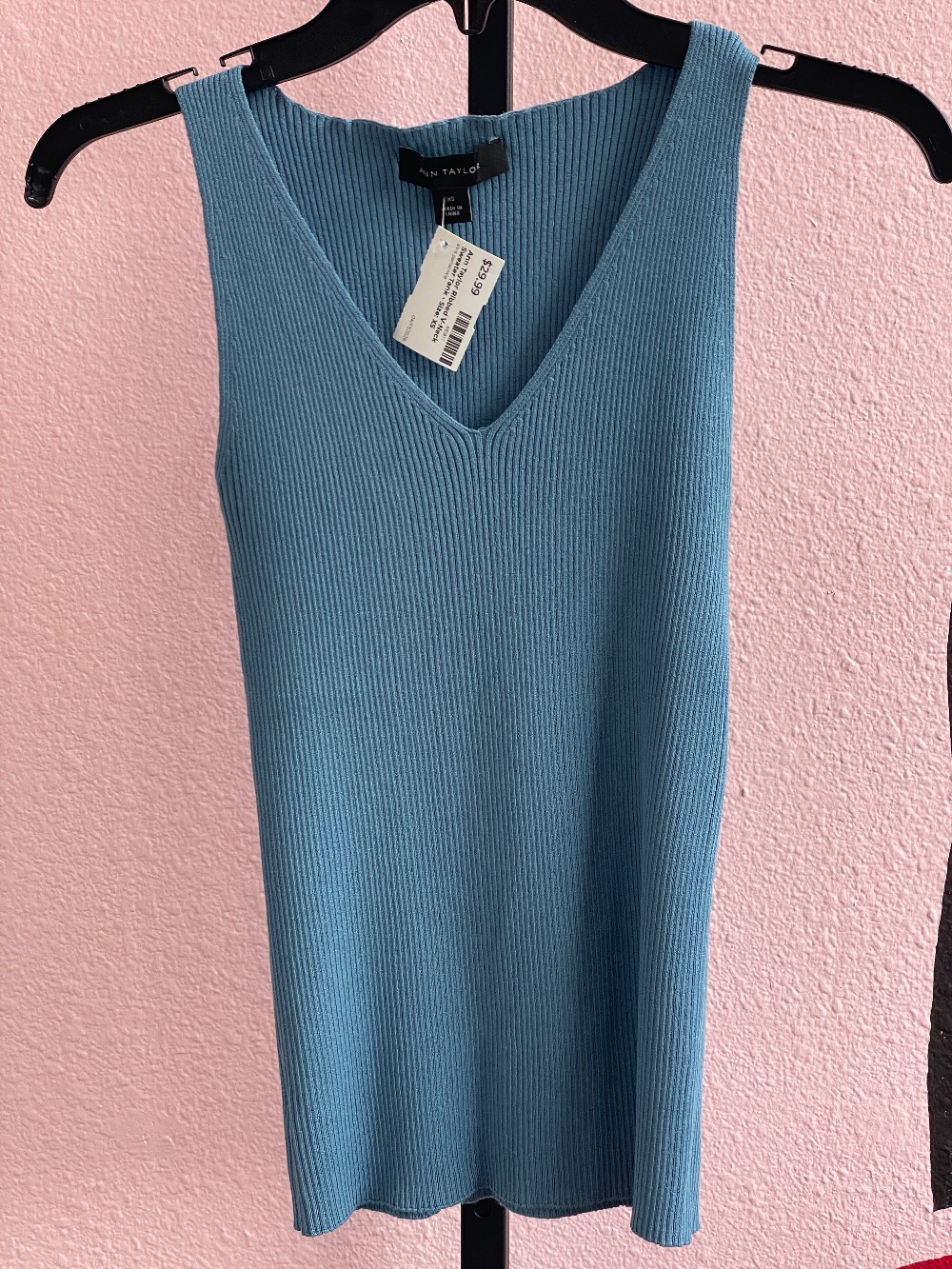 Ann Taylor Ribbed V-Neck Sweater Tank