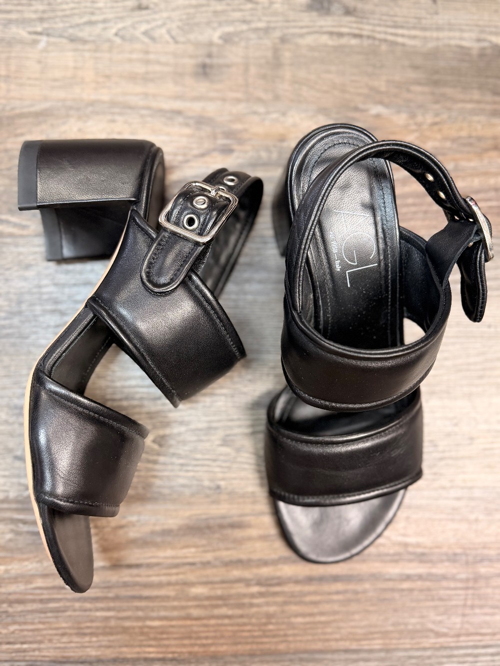 AGL Moon Padded Leather Chunky Heel Sandal