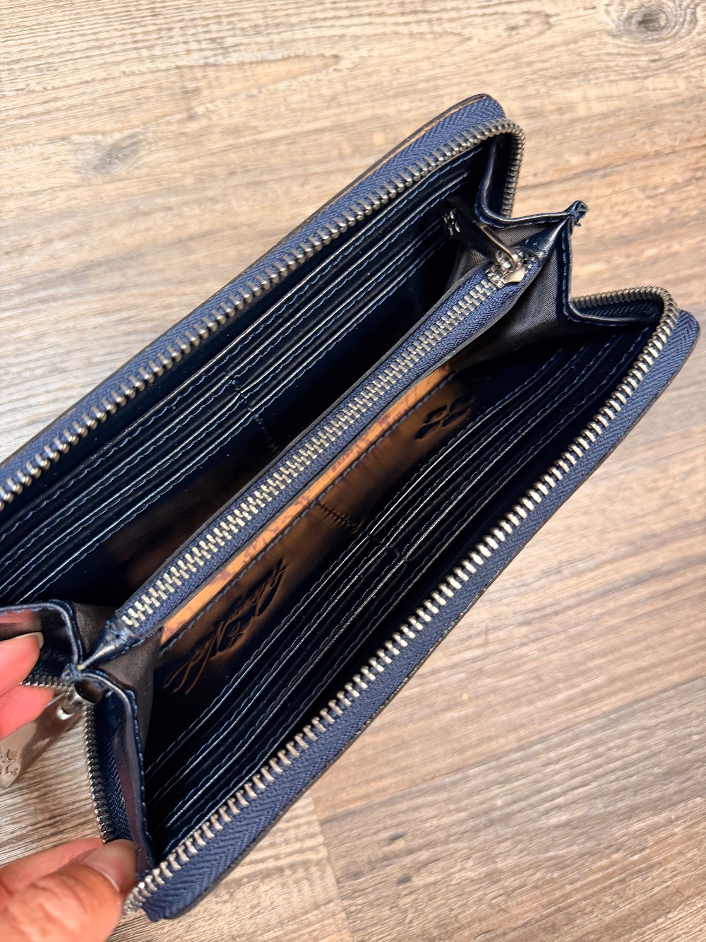 Patricia Nash Discovery Imperia Paris Wallet Zip Around Wallet