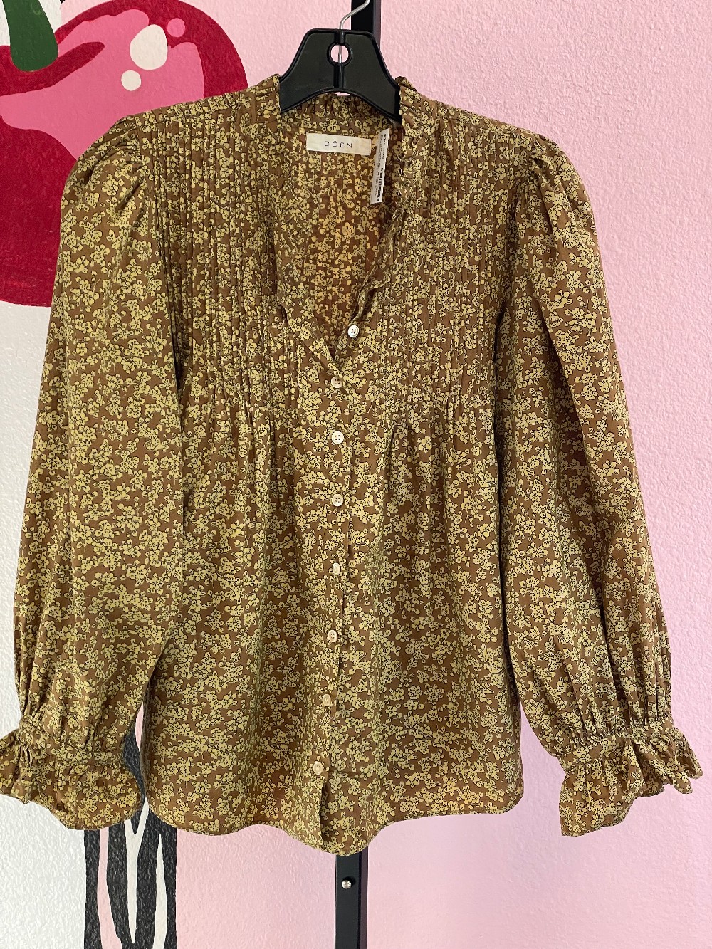 Doen Hattie Floral Pin Tuck Peasant Blouse
