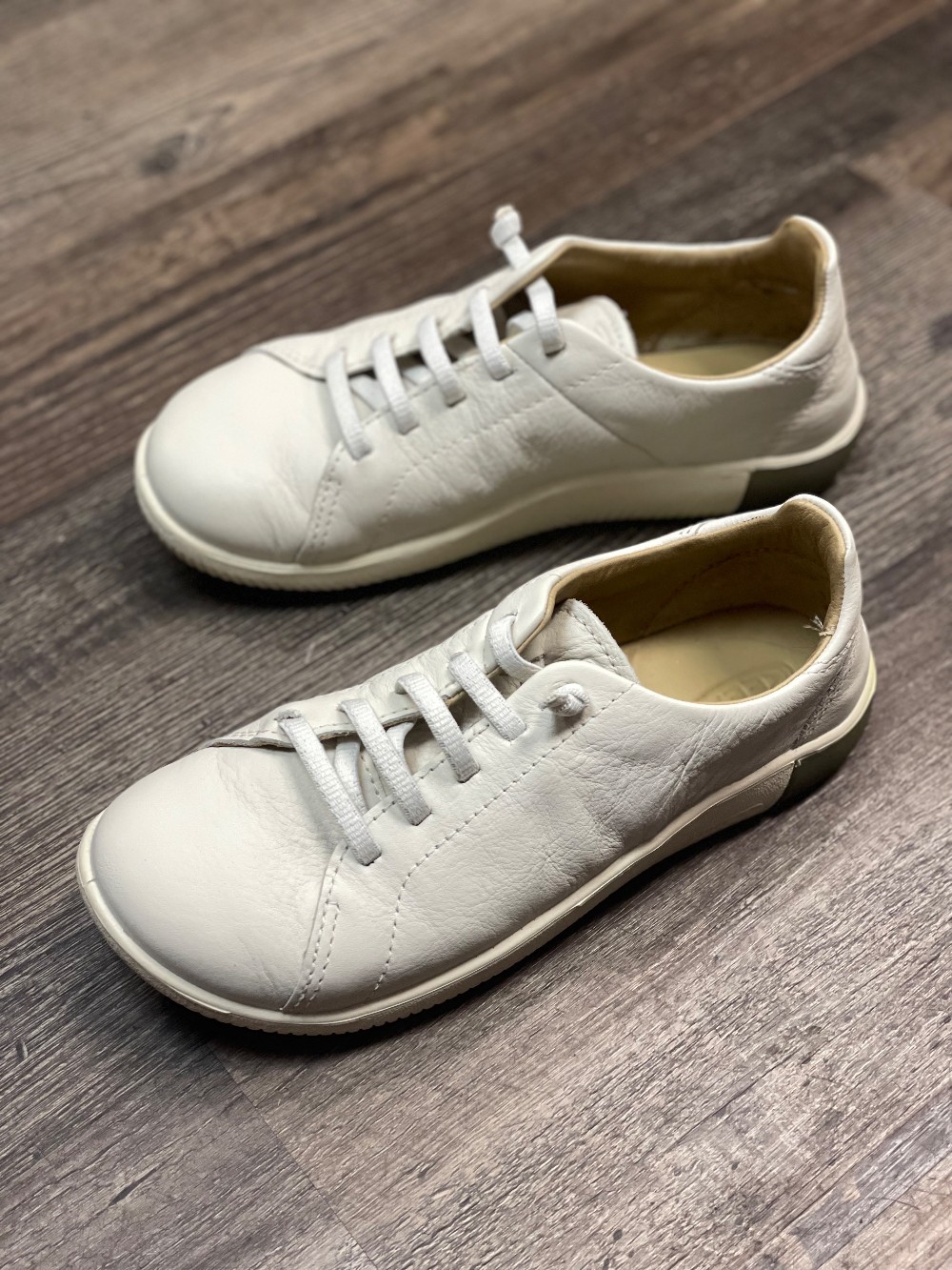 Keen KNX Barefoot Leather Sneakers