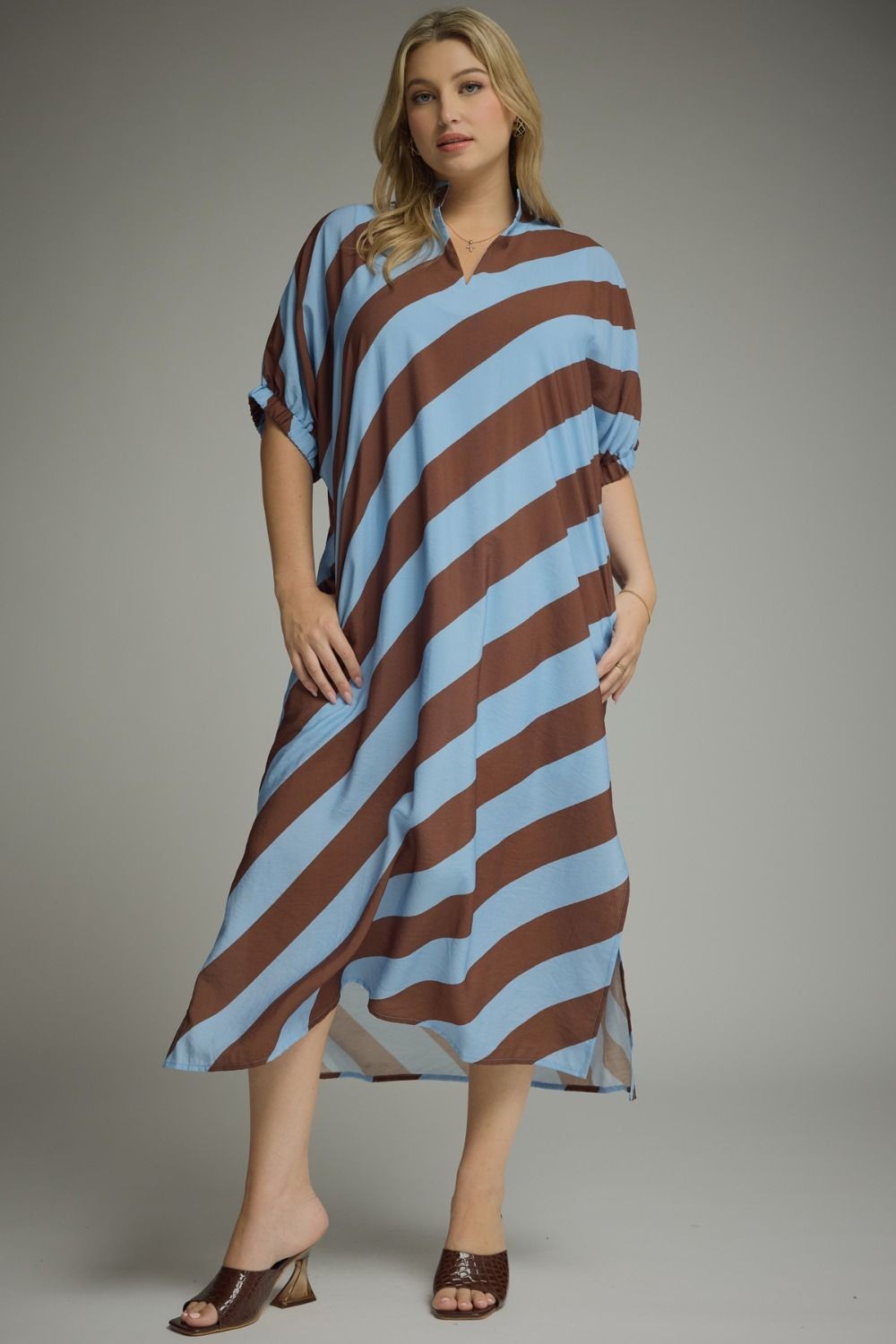 Entro - Lite Blue and Brown Caftan