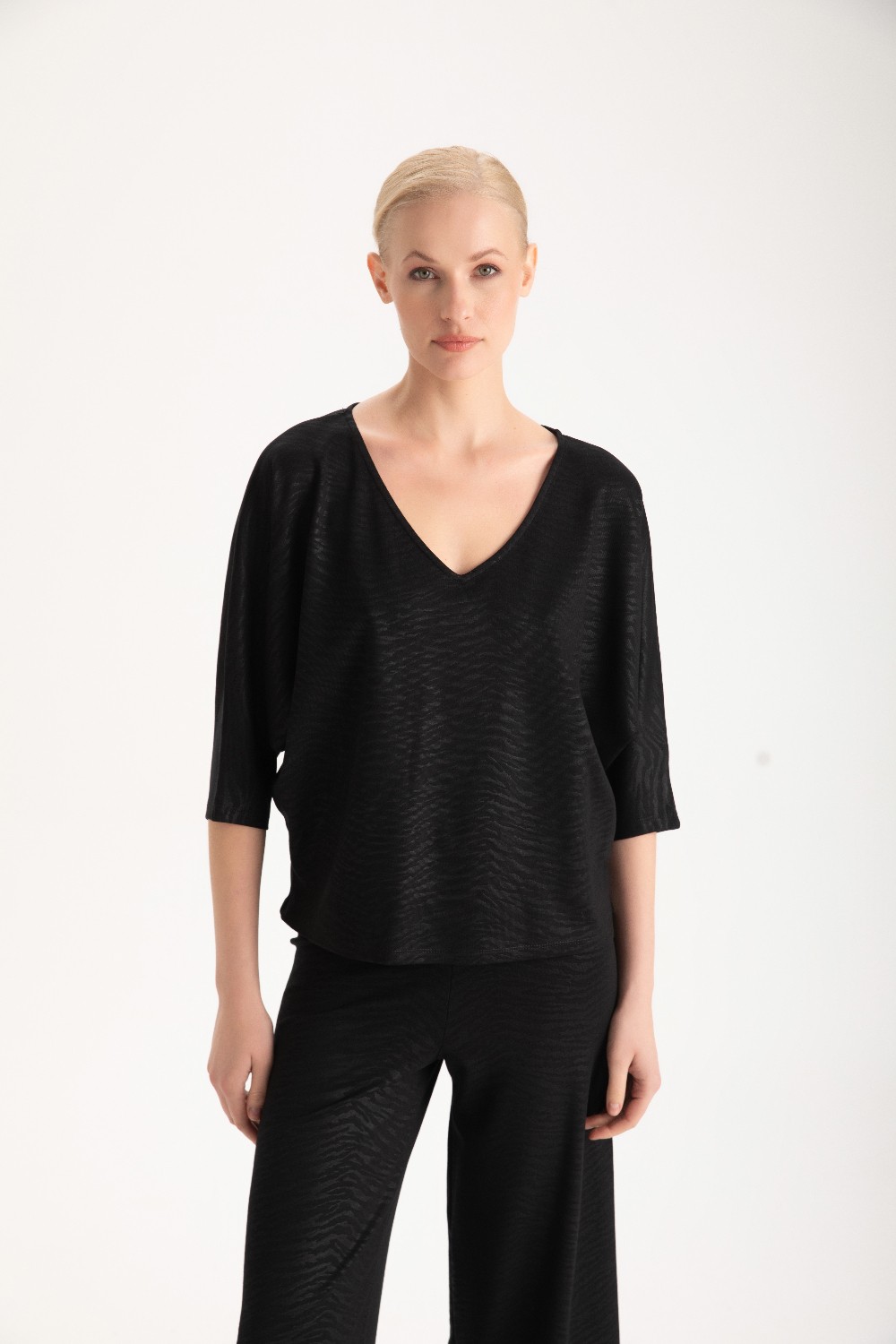 Isle Apparel - Sushi Sweater - Scala