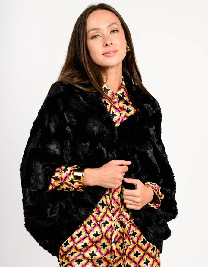 Ivy Jane - Faux Fur Shrug - Black (OS)