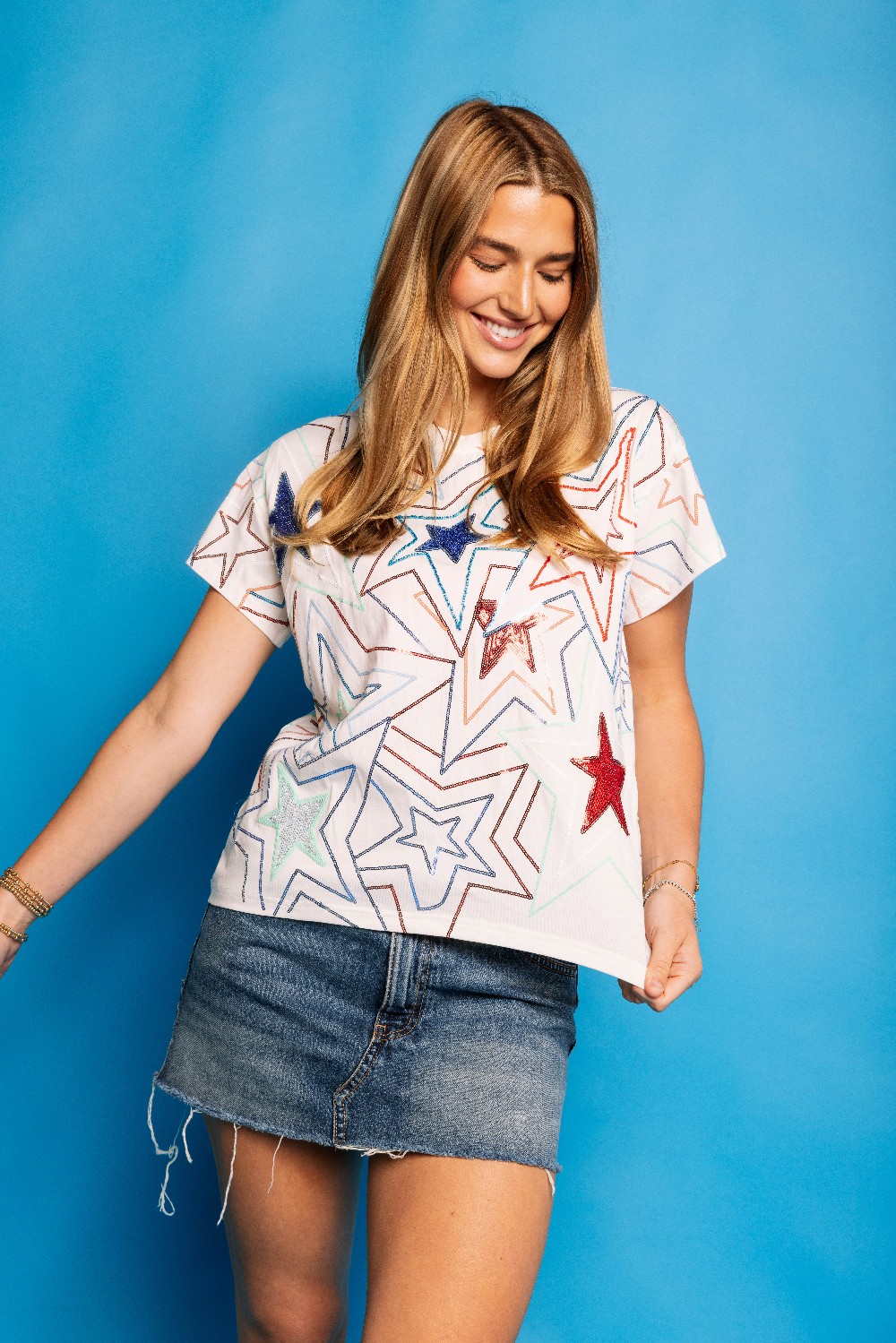 Queen of Sparkles - White, Red, & Blue Groovy Tee