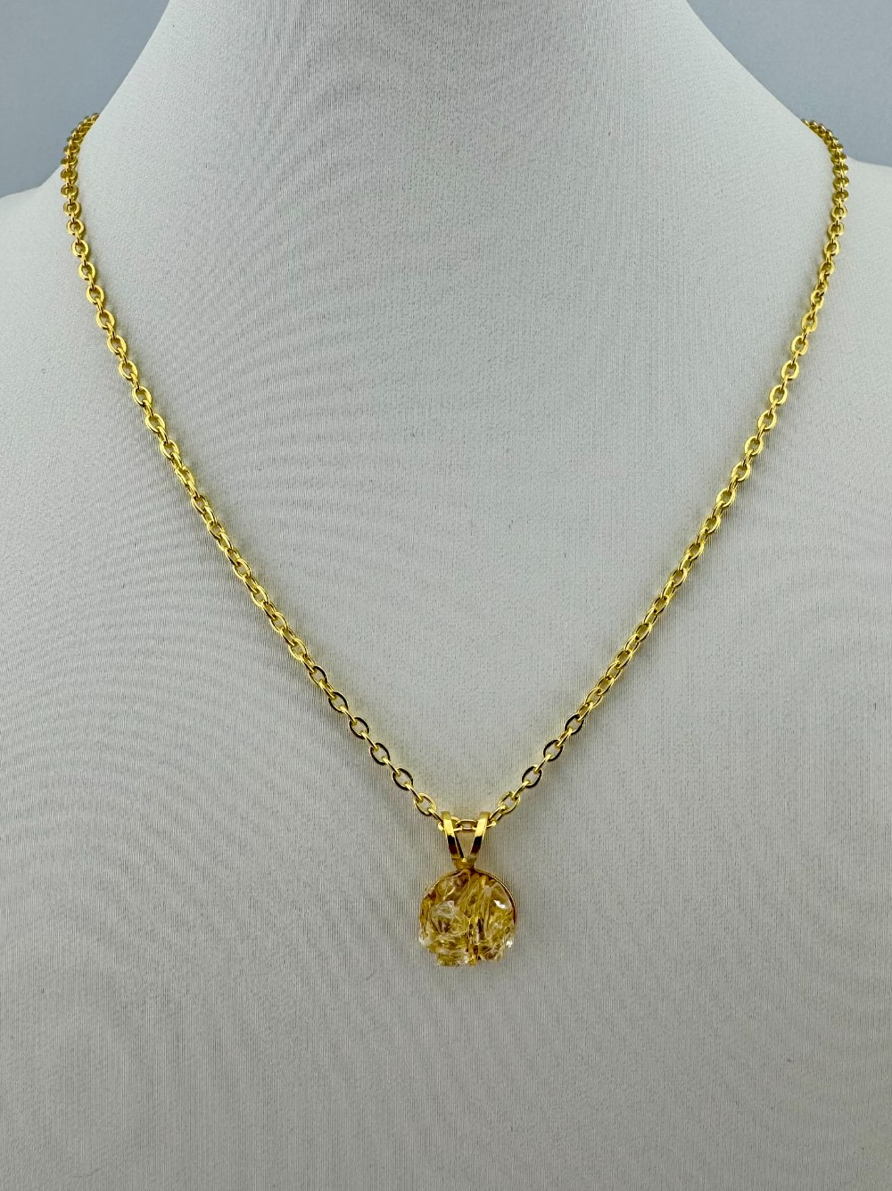 Dainty Classic Gold Smashed Glass Necklace