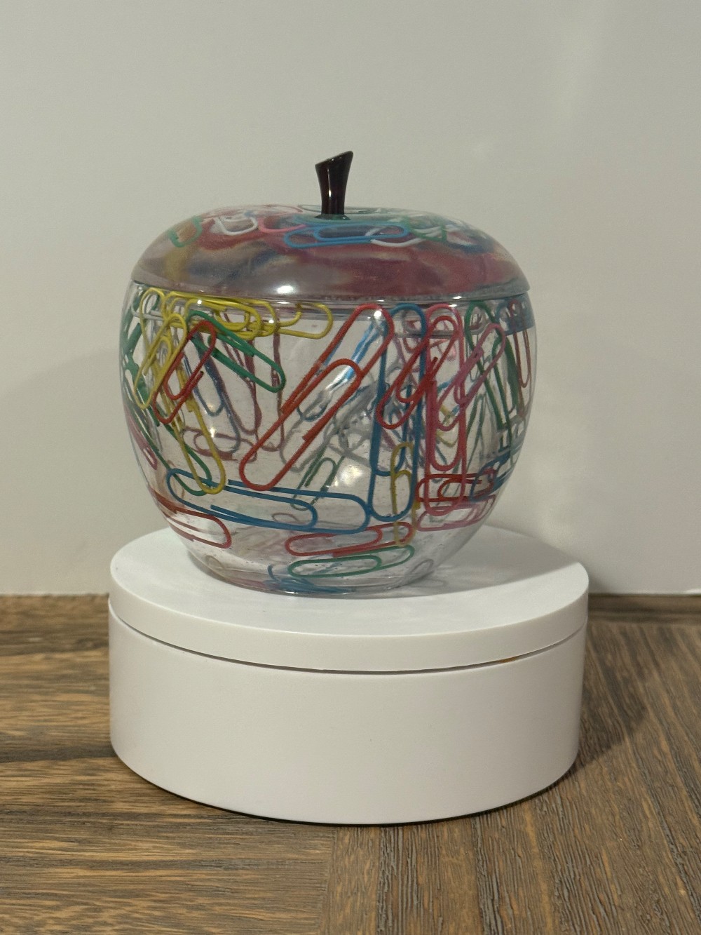 Paper clip apple jar