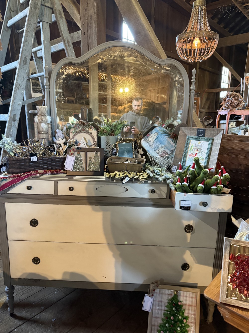 Dresser w/ mirror French linen & Pure paintw/ clear wax