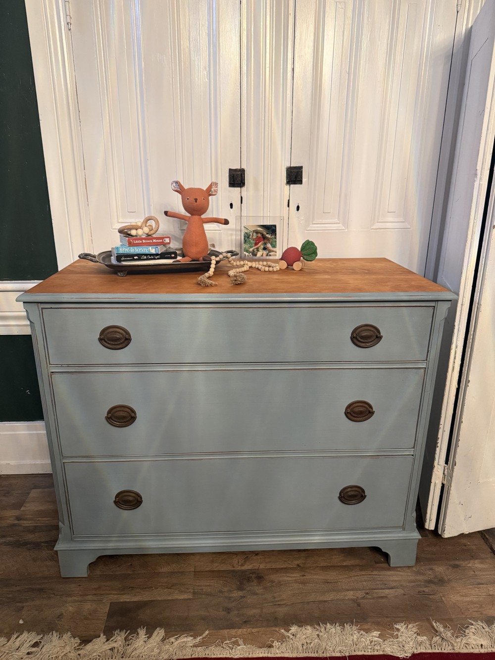 Chest of Drawers Lowboy Bergere