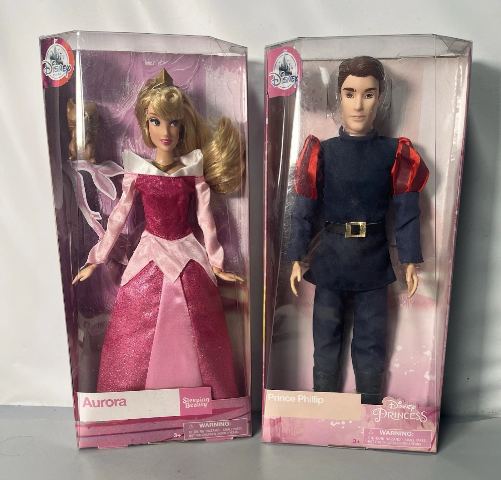 Disney Store Sleeping Beauty Aurora and Prince Phillips Doll Set 2015 NEW