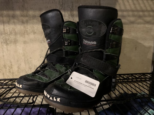 zuma snowboard boots