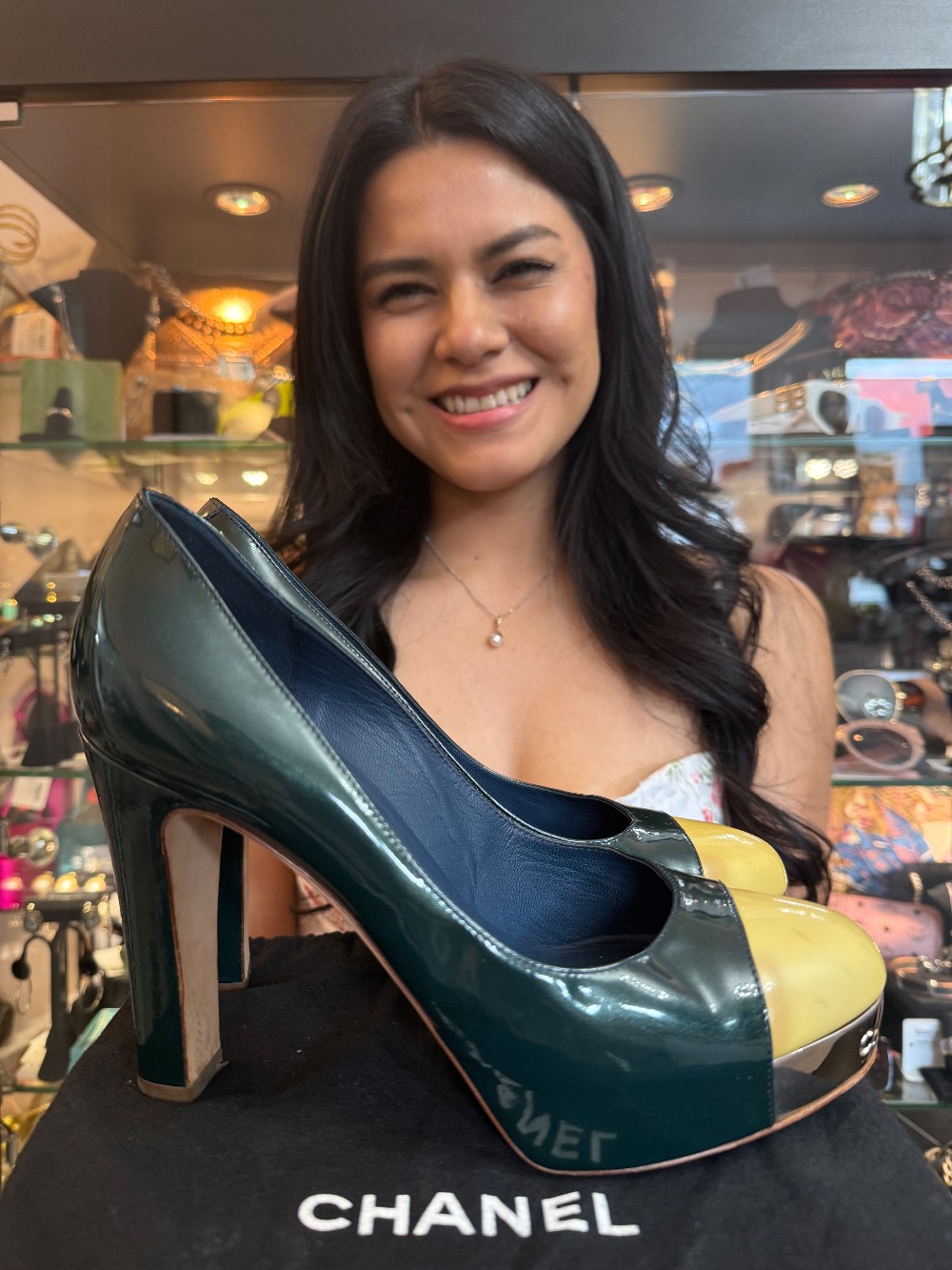CHANEL - Size 38.5