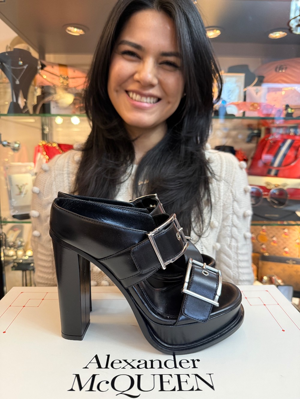 ALEXANDER MCQUEEN - Size 37