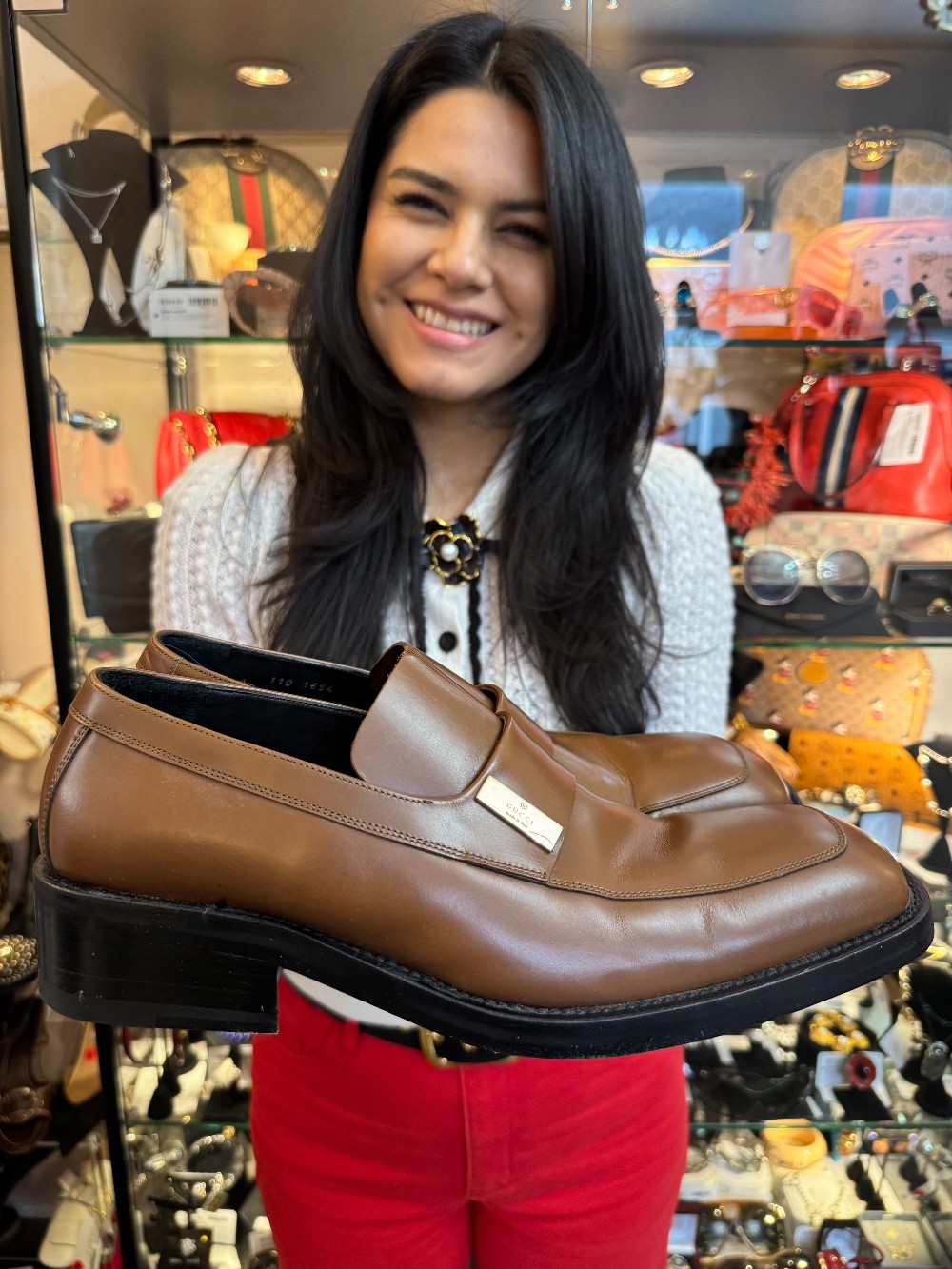 GUCCI - Size 9E - (MENS' 10 / FITS LADIES @ 11.5)