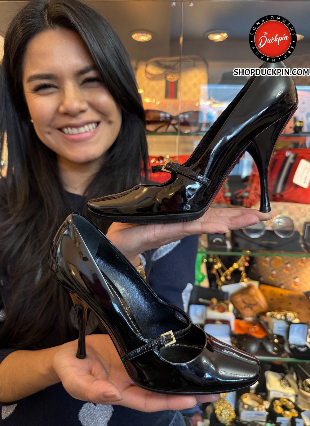 LOUIS VUITTON - Size 35.5