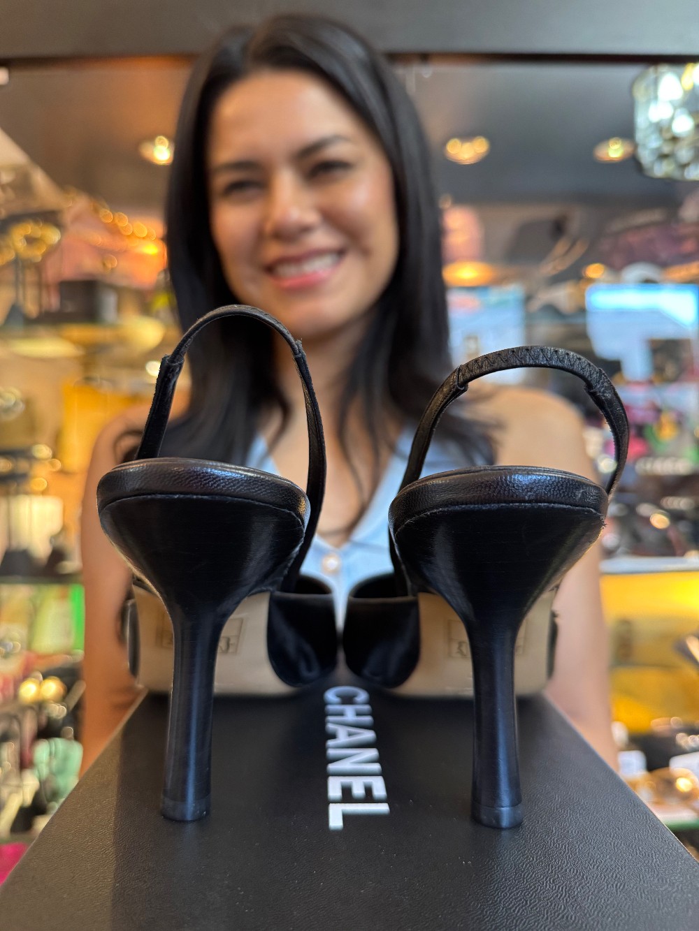 CHANEL - Size 40