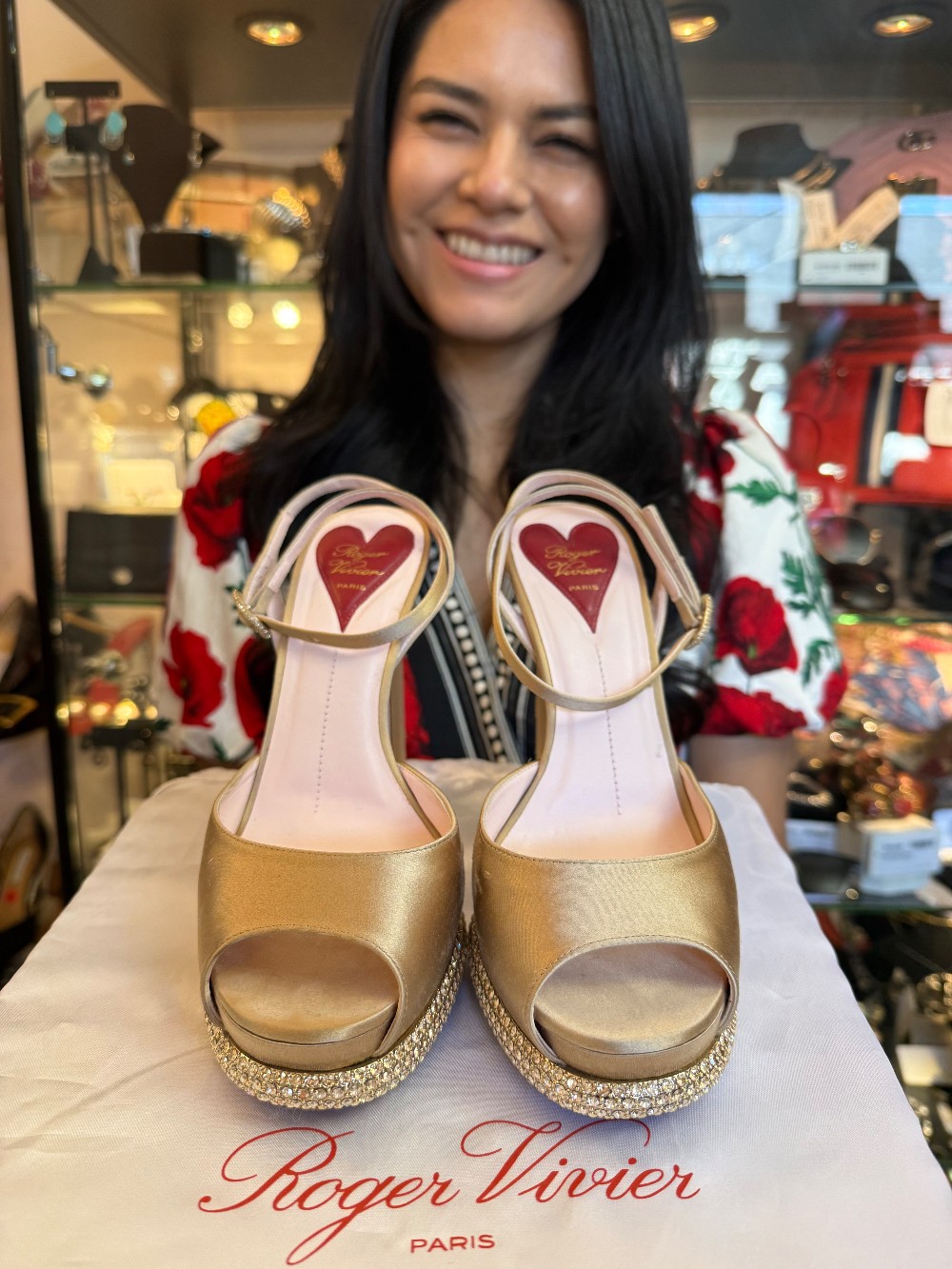 ROGER VIVIER - Size 37