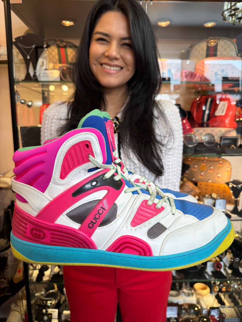 GUCCI - MENS SIZE 11 (WOMENS SIZE 12.5)