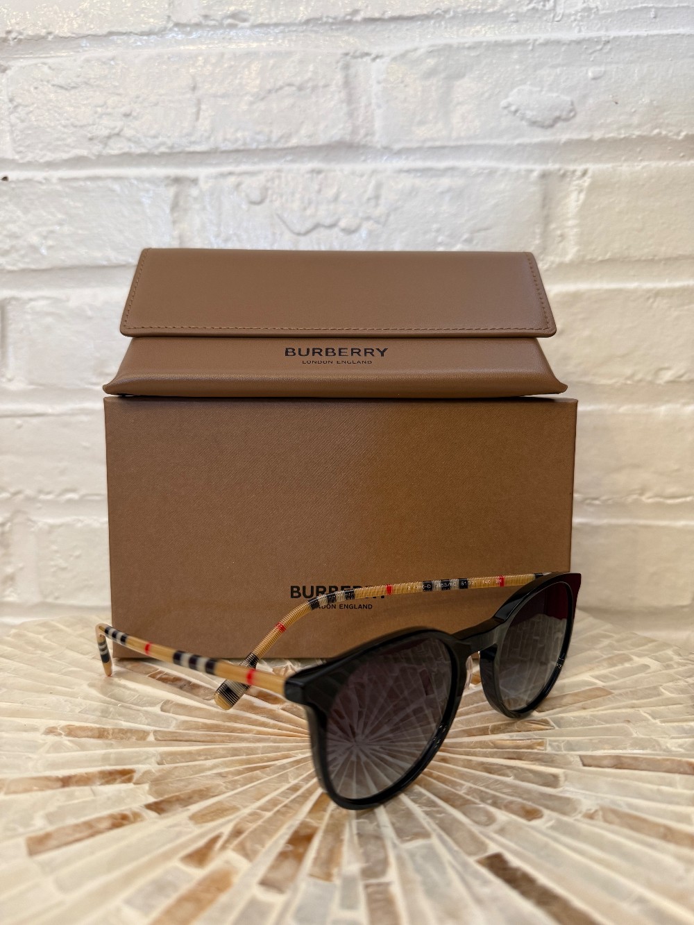 BURBERRY