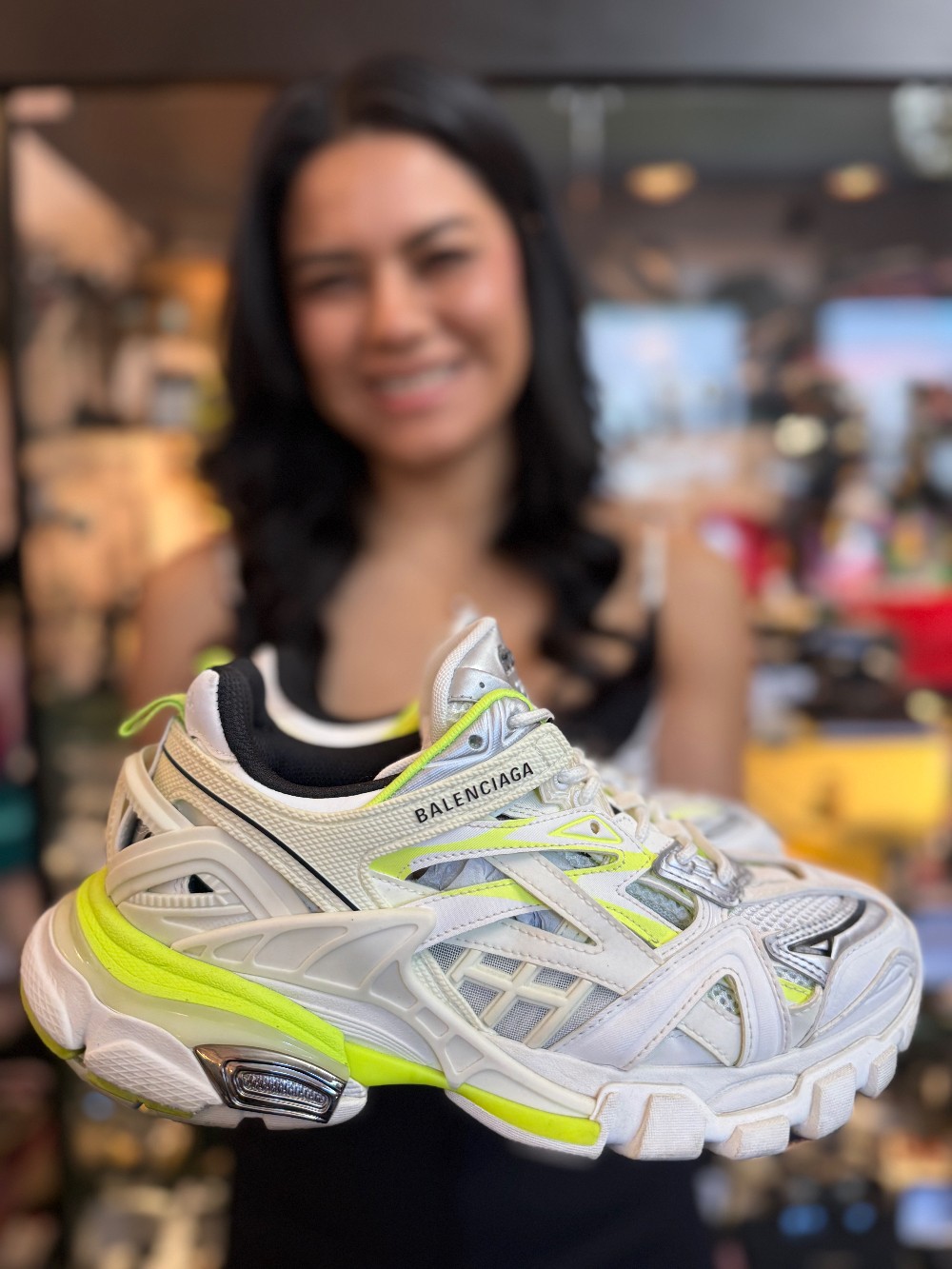 BALENCIAGA - Size 7