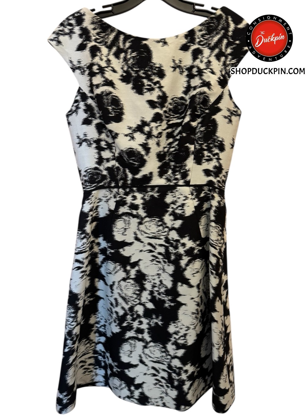 OSCAR DE LA RENTA - SIZE 10 - M