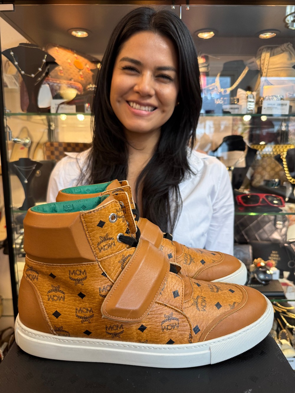 MCM - Size 42 - MENS 9 / LADIES APPROXIMATE 10.5