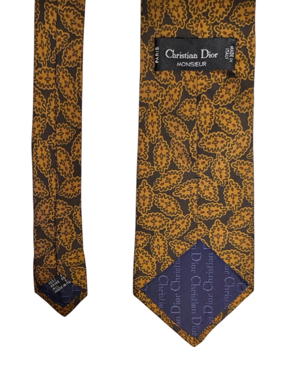 CHRISTIAN DIOR