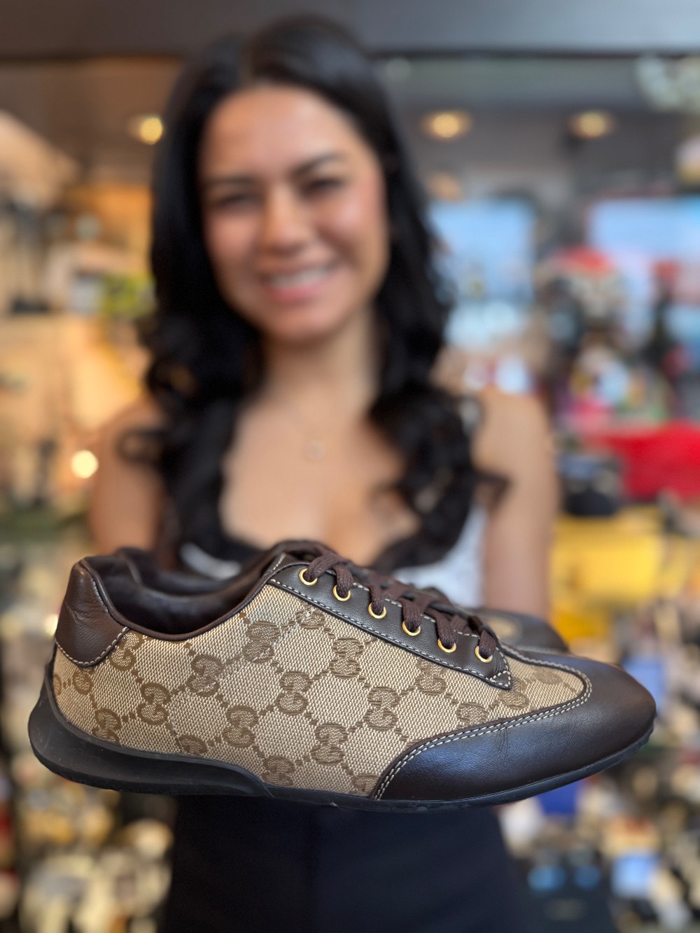 GUCCI - Size 35.5 (FITS LIKE 6.5)