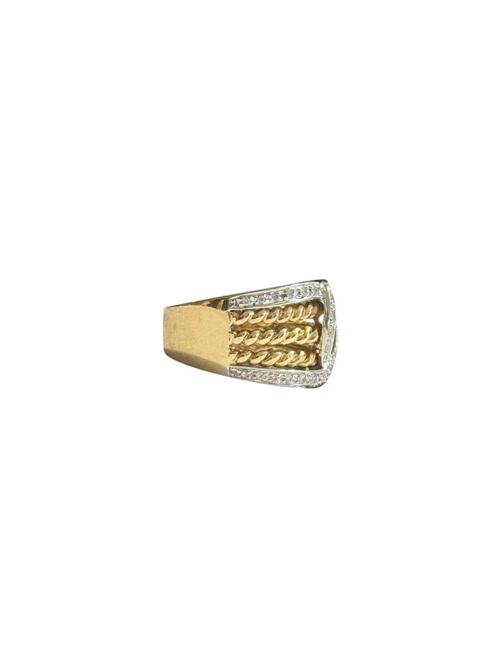 14K GOLD & DIAMOND RING - Size 7