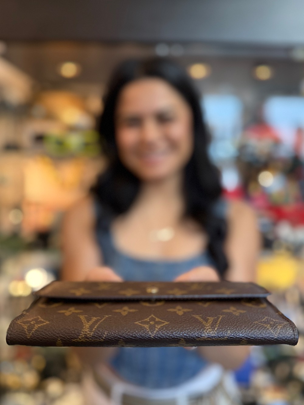 LOUIS VUITTON