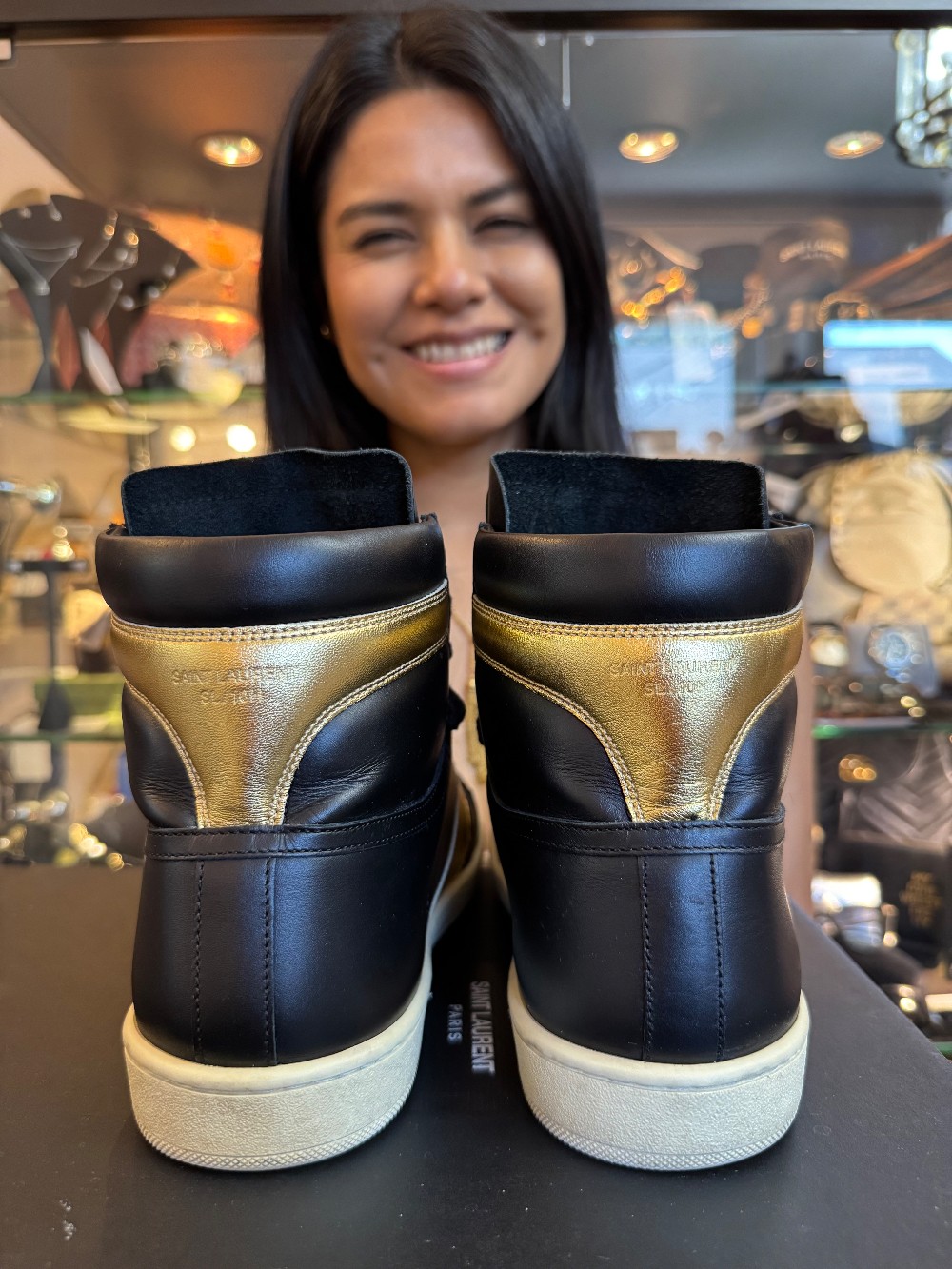 YVES SAINT LAURENT - Size 41 MEN'S 8 / WOMEN'S 9