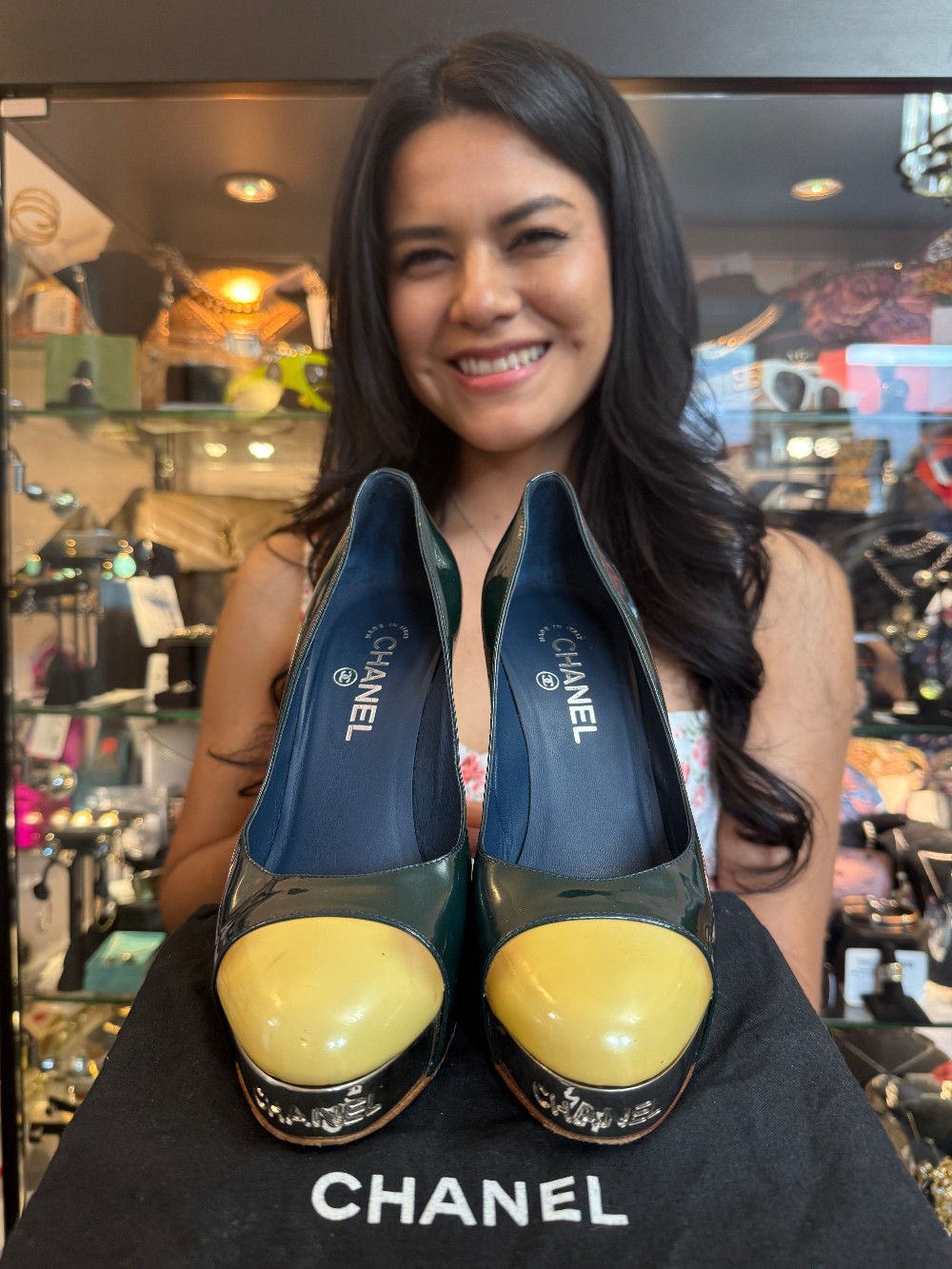 CHANEL - Size 38.5