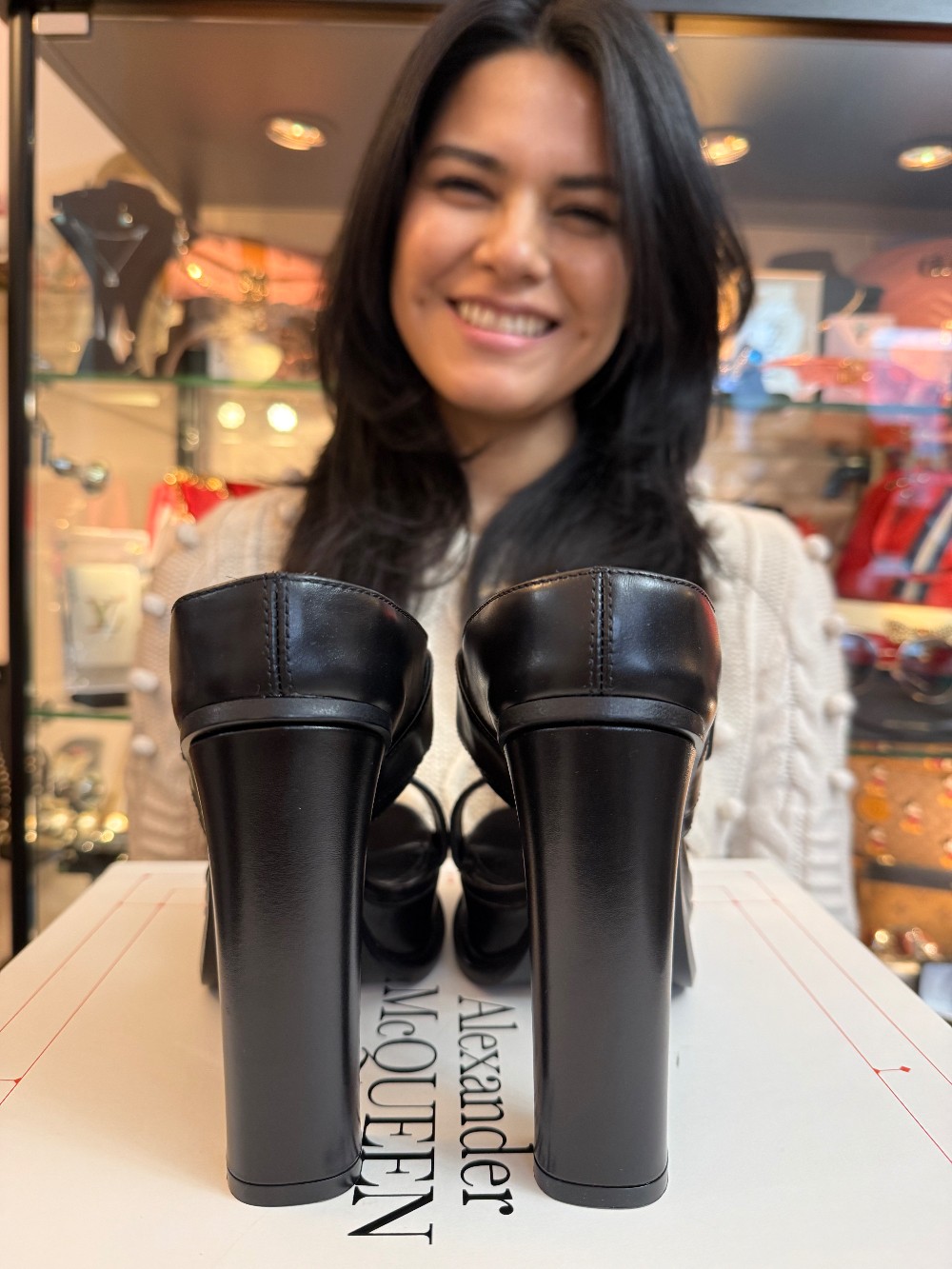 ALEXANDER MCQUEEN - Size 37