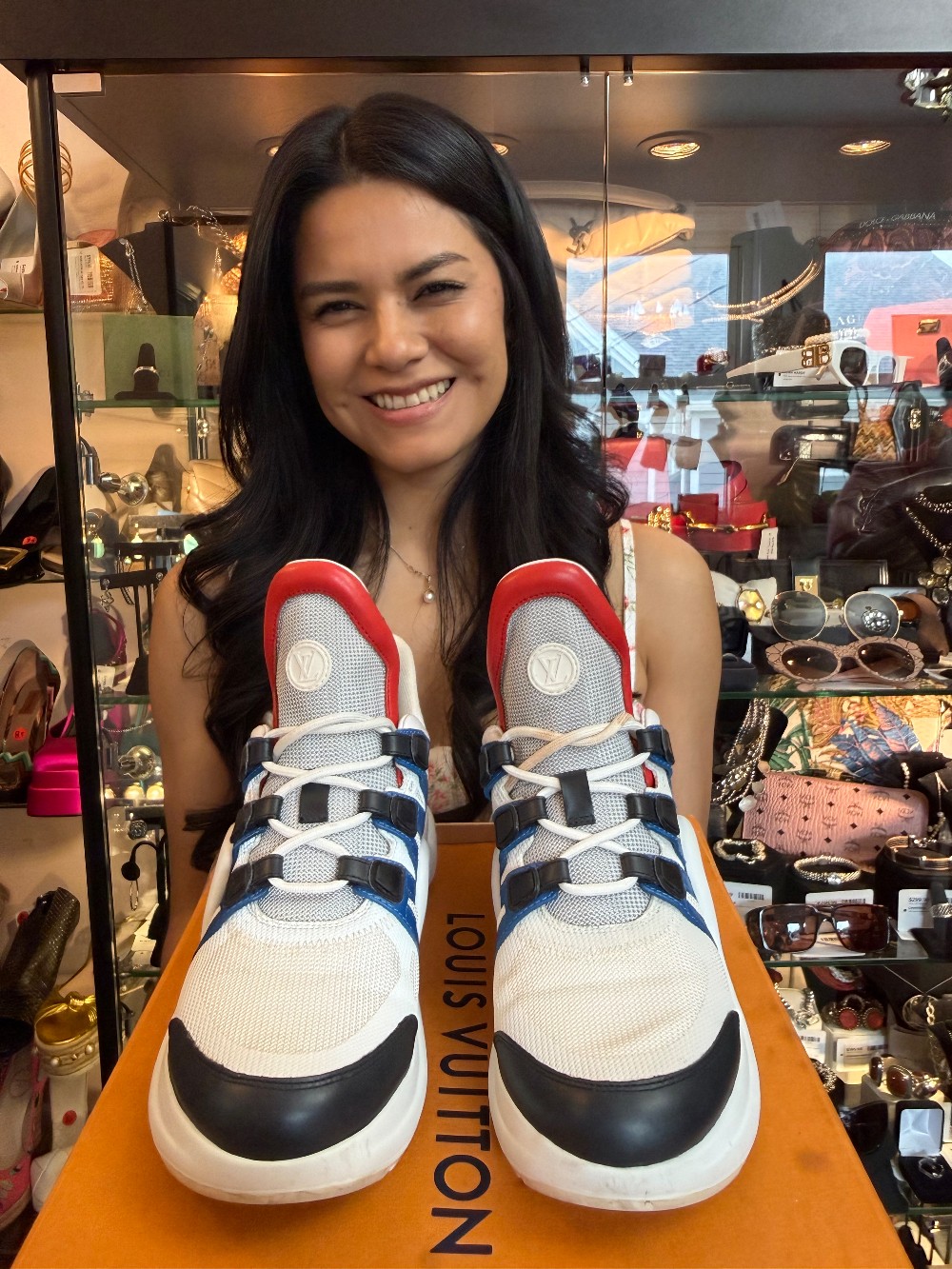 LOUIS VUITTON - Size 39