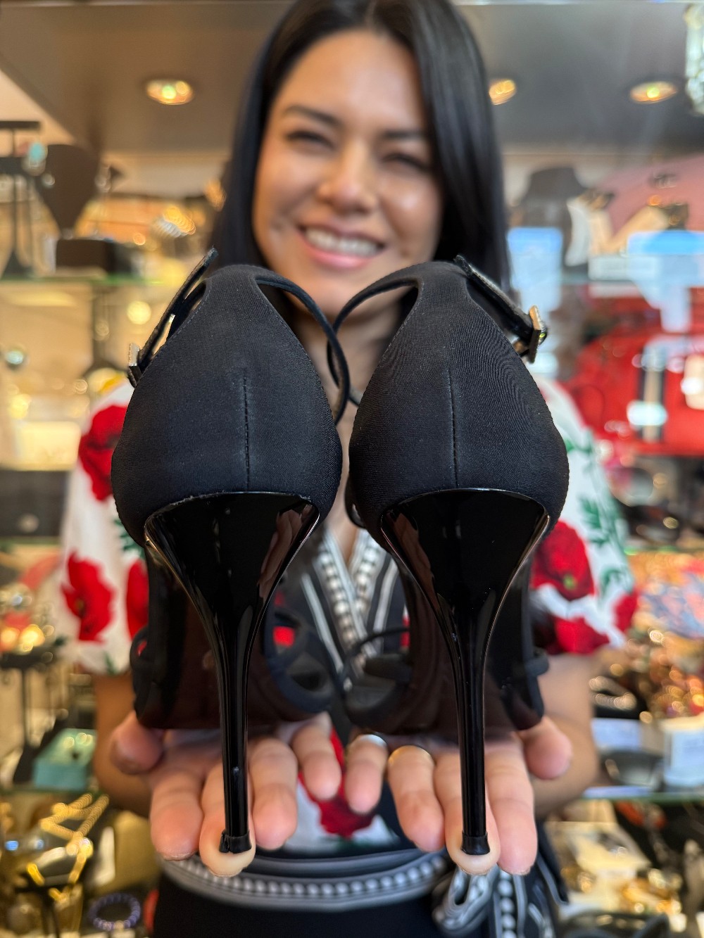 YVES SAINT LAURENT - Size 38