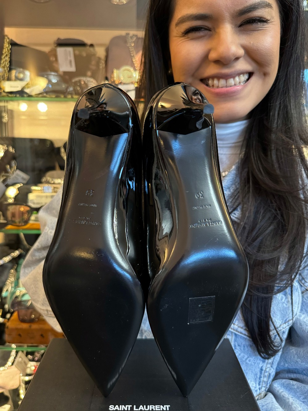 YVES SAINT LAURENT - Size 39